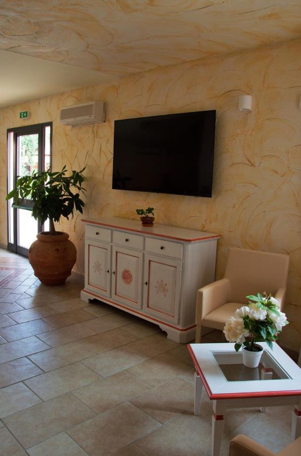 Hotel Trinita Dei Corsari Torre dei Corsari Kültér fotó